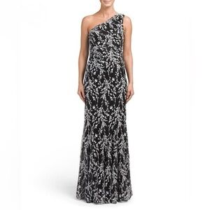 David Meister Embroidered Mermaid Gown    New
